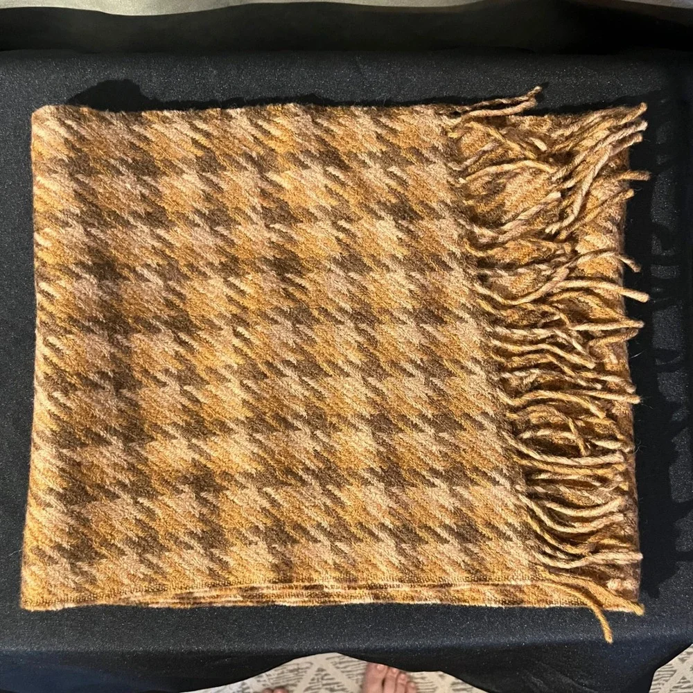 Givenchy Monsieur Brown Houndstooth 100% Lambswool Scarf Vintage‎ Fringed Mens